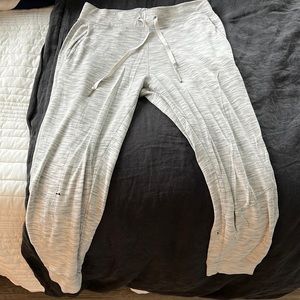 Lululemon sweat pants size 6.